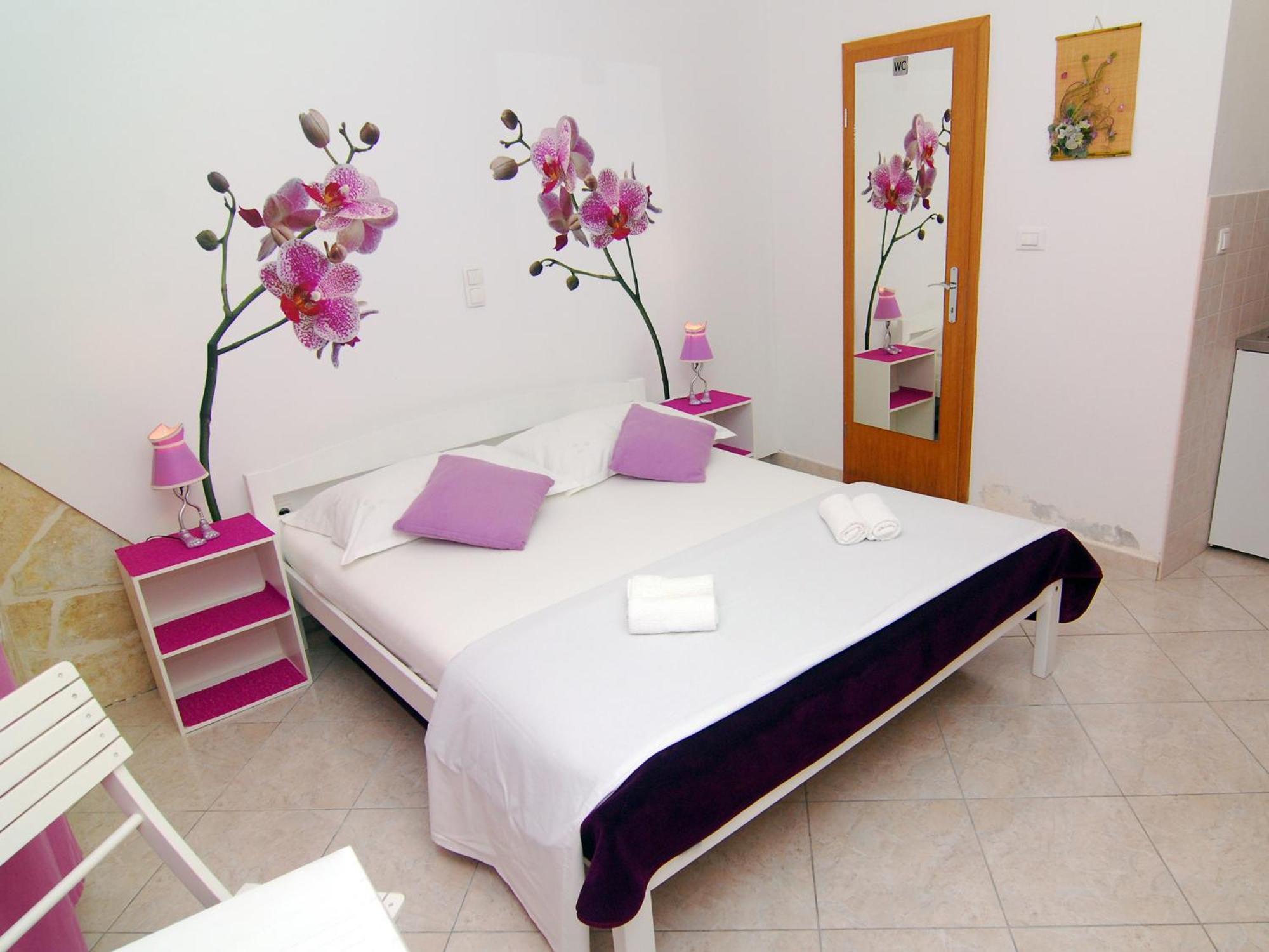 Studios Magnolia Трогир Екстериор снимка